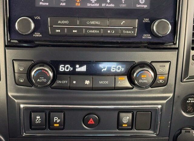 
								Nissan Titan full									