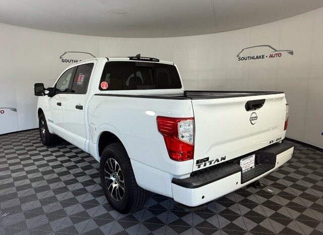 
								Nissan Titan full									