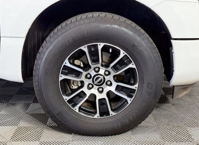 
								Nissan Titan full									