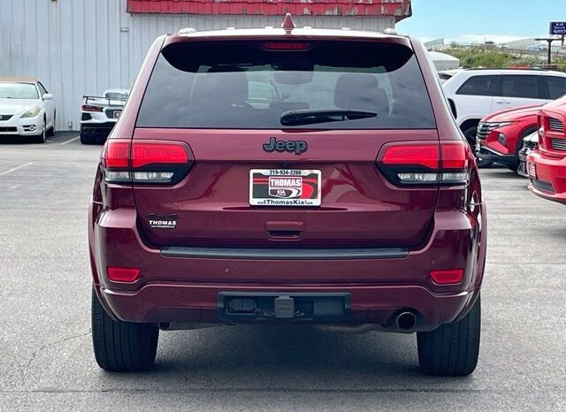 
								Jeep Grand Cherokee full									
