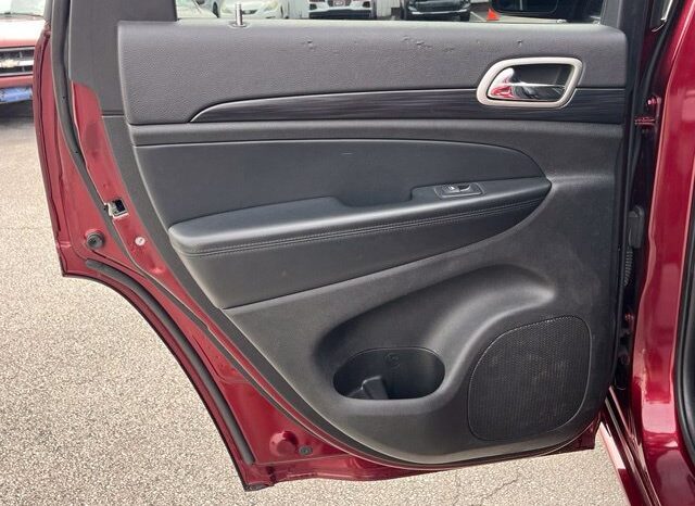 
								Jeep Grand Cherokee full									