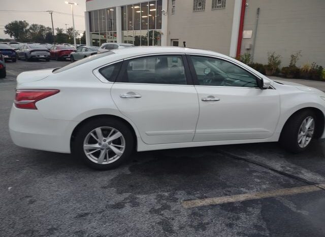 
								Nissan Altima full									