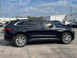 Jaguar F-PACE full