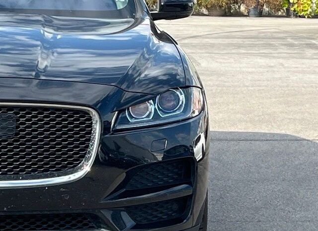 
 Jaguar F-PACE full									
