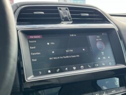 Jaguar F-PACE full