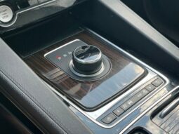 Jaguar F-PACE full