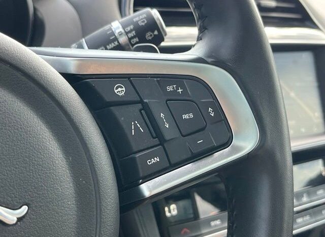 
 Jaguar F-PACE full									