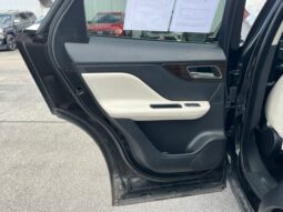 Jaguar F-PACE full