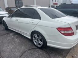 
										Mercedes-Benz C-Class full									