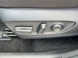 
										Toyota RAV4 full									