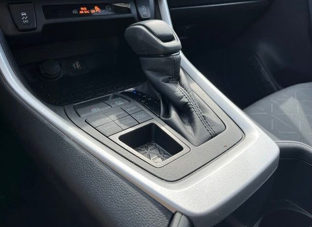 
								Toyota RAV4 full									