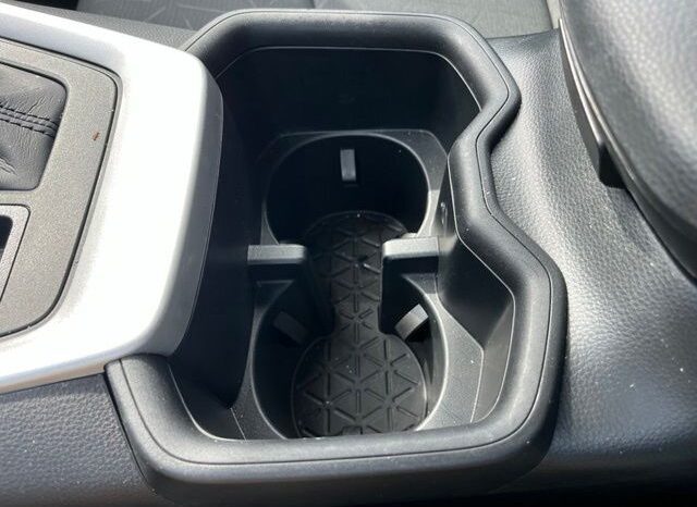 
								Toyota RAV4 full									