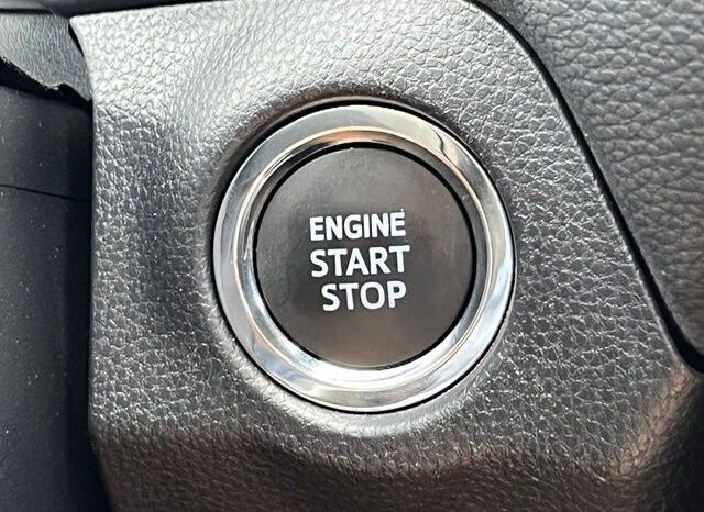 
								Toyota RAV4 full									