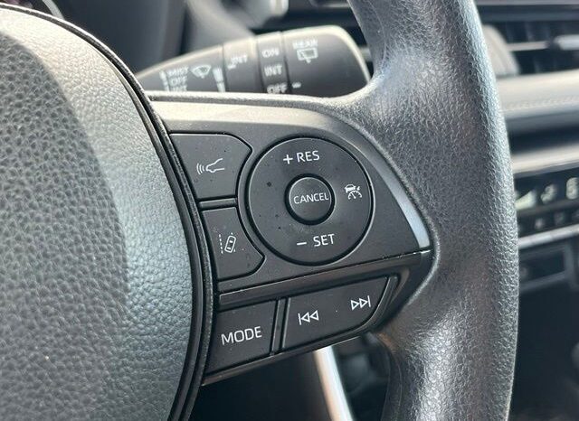 
								Toyota RAV4 full									
