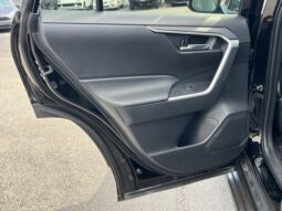 
										Toyota RAV4 full									