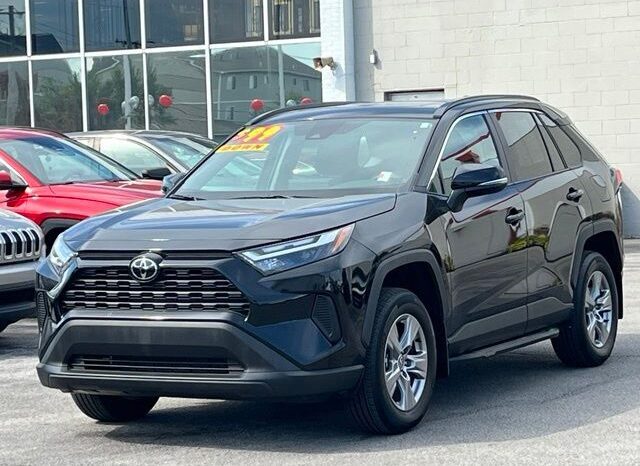 
								Toyota RAV4 full									