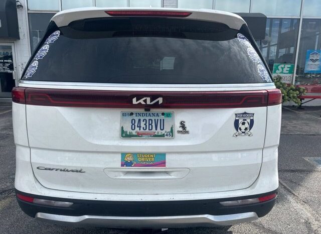 
								Kia Carnival full									