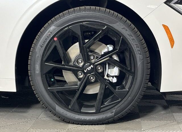 
 Kia K5 full									