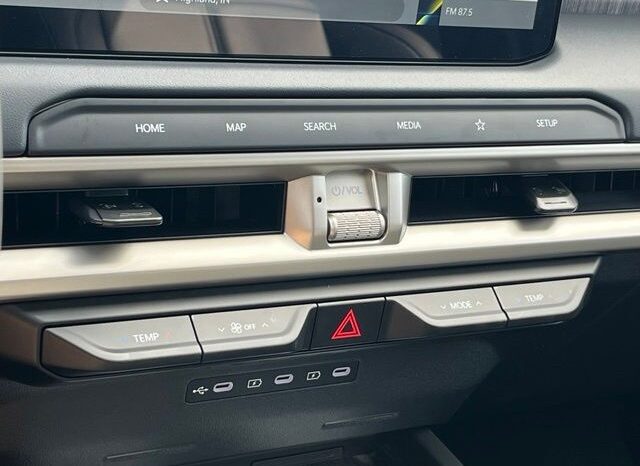 
								Kia Telluride Hybrid full									