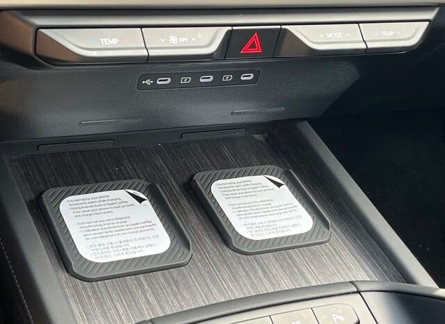 
								Kia Telluride Hybrid full									