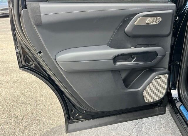 
								Kia Telluride Hybrid full									