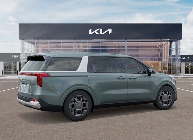 
 Kia Carnival Hybrid full									