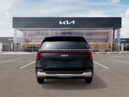 Kia Carnival full