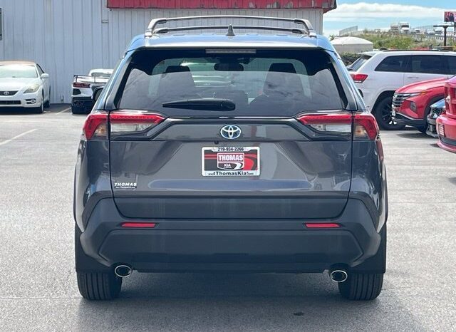 
								Toyota RAV4 Hybrid full									