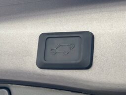 
										Toyota RAV4 Hybrid full									