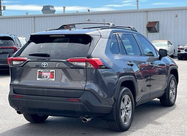 
								Toyota RAV4 Hybrid full									