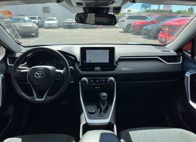 
								Toyota RAV4 Hybrid full									