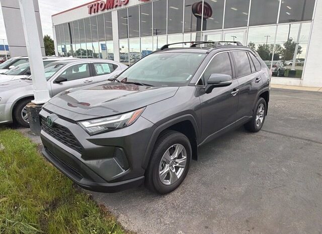 
								Toyota RAV4 Hybrid full									