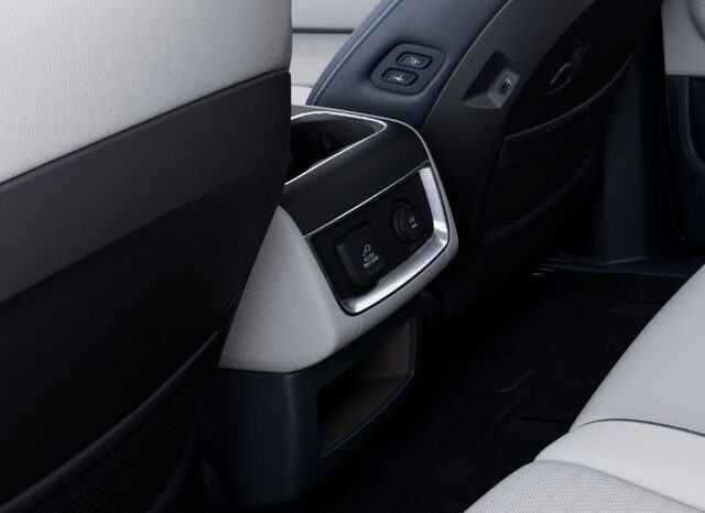 
 Kia Carnival Hybrid full									