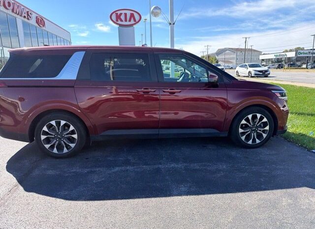 
								Kia Carnival full									