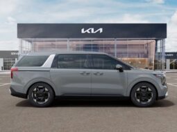 
										Kia Carnival full									