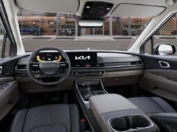 
										Kia Carnival full									