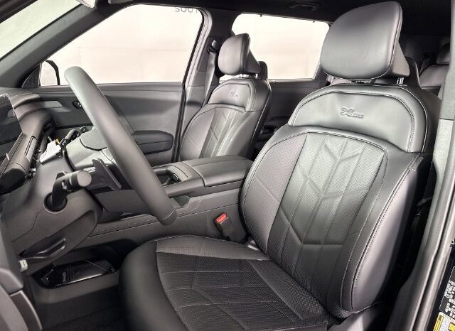 
								Kia Telluride full									