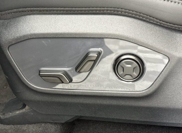 
								Kia Telluride full									