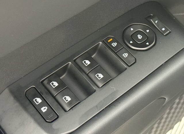 
								Kia Telluride full									