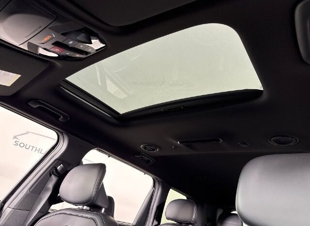 
								Kia Telluride full									