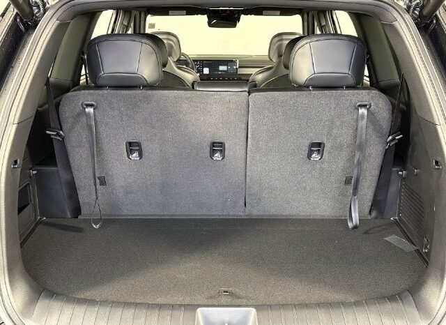 
								Kia Telluride full									