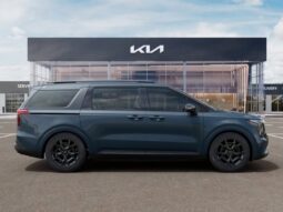 
										Kia Carnival Hybrid full									