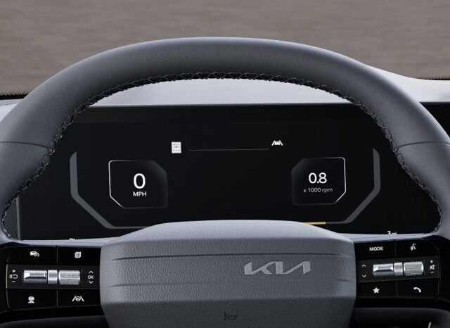 
								Kia Carnival Hybrid full									