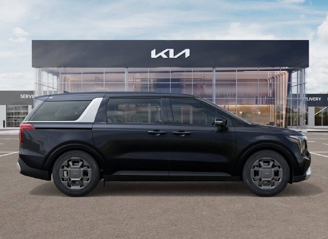 
								Kia Carnival Hybrid full									