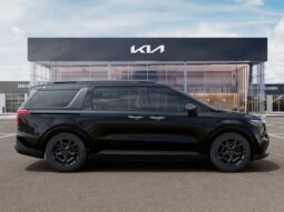 
										Kia Carnival full									