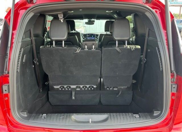 
								Chrysler Pacifica full									