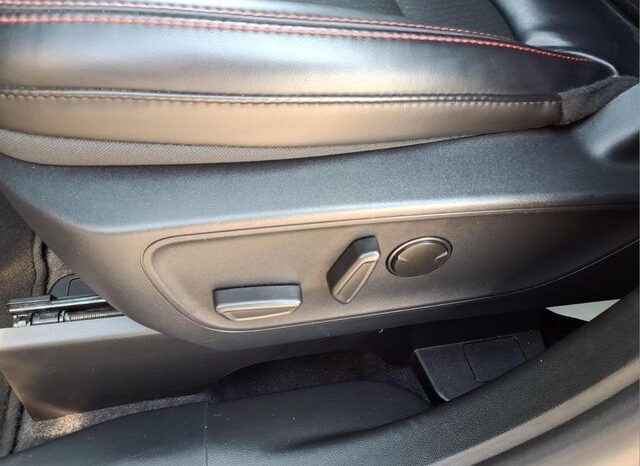 
								Ford Escape full									