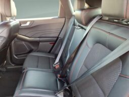 
										Ford Escape full									