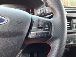 
										Ford Escape full									