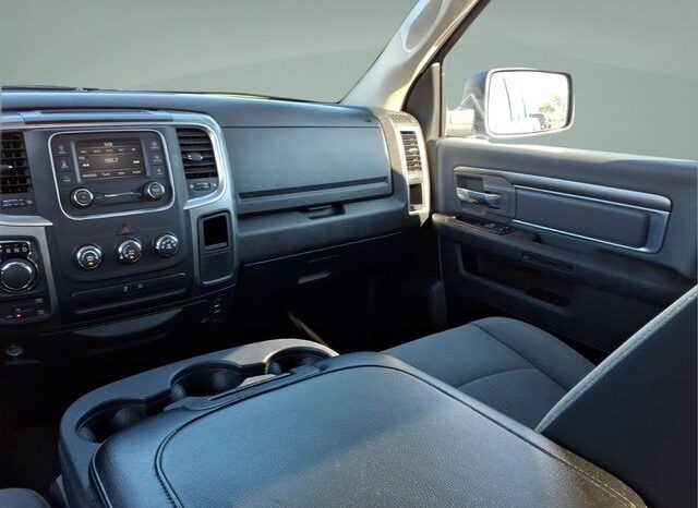 
								Ram 1500 Classic full									